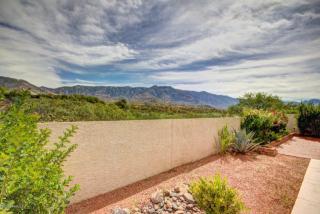 38455 Double Eagle Dr, Tucson, AZ