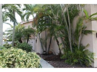 17384 22nd St, Hollywood, FL