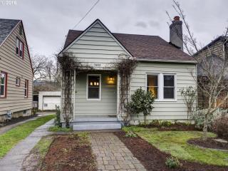 7652 20th Ave, Portland, OR