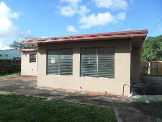 3341 72nd Ter, Hollywood, FL