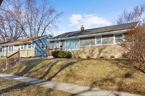 7748 Grantosa Dr, Milwaukee, WI