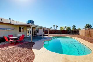 8820 Mercer Ln, Peoria, AZ