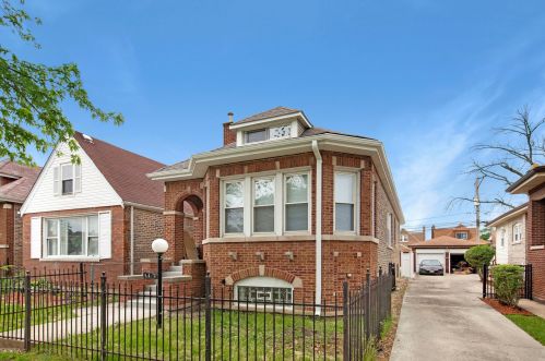 8430 Hermitage Ave, Chicago, IL