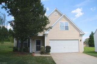 3322 Barnsdale Dr, Jamestown, NC