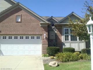 2930 Country Club Ln, Twinsburg, OH 44087