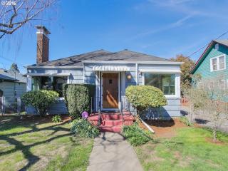 4611 Prescott St, Portland, OR