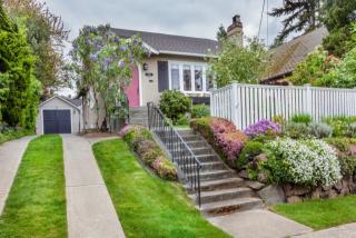 6838 30th Ave, Seattle, WA