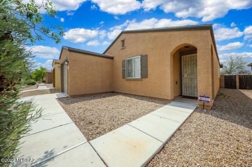 5240 Desert Straw Ln, Tucson, AZ