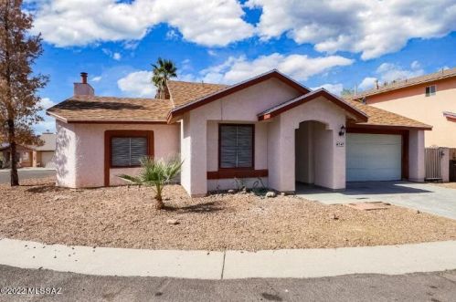 4747 Latchstring Ct, Tucson, AZ