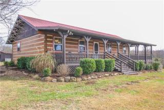 5561 Stacy Springs Rd, Springfield, TN 37172
