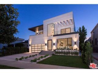 417 Gretna Green Way, Los Angeles CA 90049 exterior