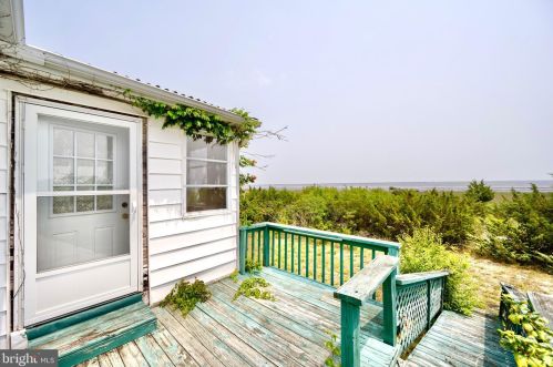 581 Bay Ave, Slaughter Beach, DE