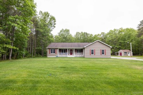 481 Wire Rd, Wells, ME 04090