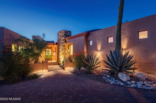 2067 Desert Garden Dr, Tucson, AZ