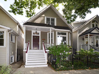 3813 Hermitage Ave, Chicago, IL