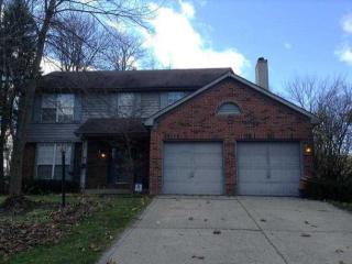8842 Nora Woods Dr, Indianapolis, IN