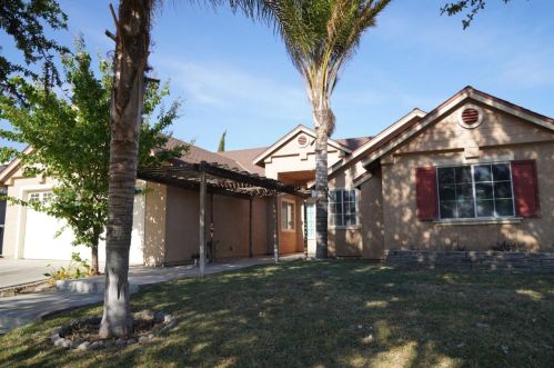 330 Somerset Ave, Los Banos, CA