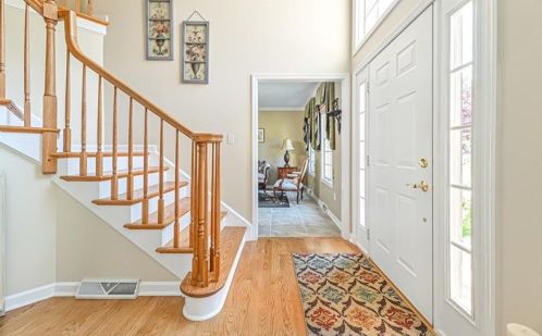 165 Oakview Dr, Cranberry Township, PA