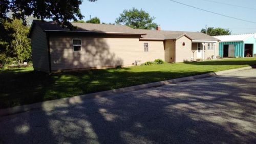 1203 West St, Sidney, IA