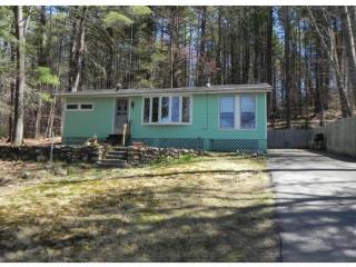 21 Holiday Shore Dr, Goffstown, NH 03046