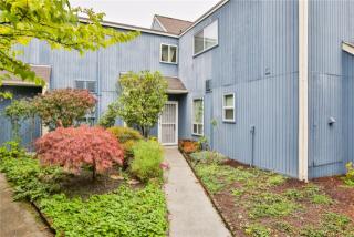 8414 25th Ave, Seattle, WA