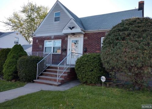 199 9th St, Fairview, NJ
