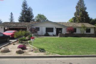 2829 West St, Visalia, CA