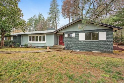 200 Clark Way, Angwin, CA