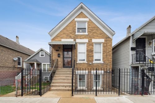 3727 Wood St, Chicago, IL