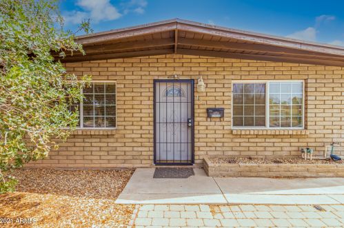 385 Comanche Dr, Chandler, AZ