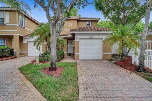 2881 99th Ter, Fort Lauderdale, FL