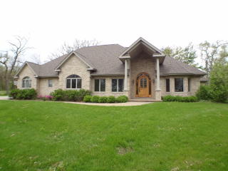 17914 Saint Andrews Dr, Coral IL 60152 exterior