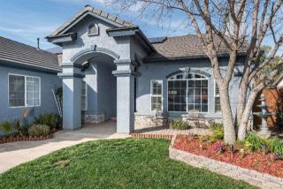 2872 Ryan Ln, Fresno, CA