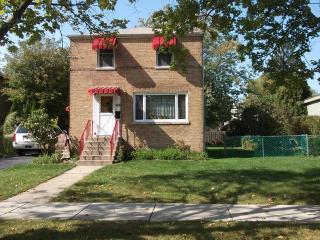 4208 Oleander Ave, Chicago, IL