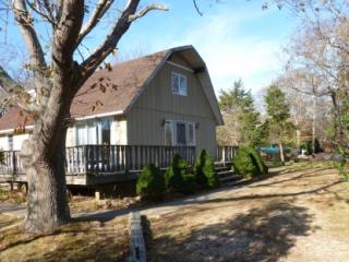 71 Bryan Rd, Hither Plains NY  11954 exterior