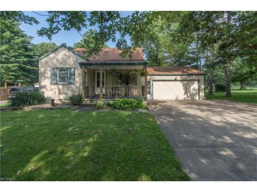 3255 Franklin Ave, Hubbard, OH 44425