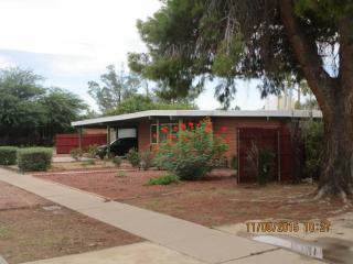 8202 5th St, Tucson, AZ