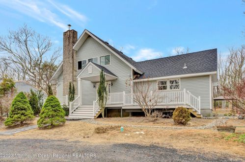 336 Lakewood Rd, Plumsted Township, NJ 08533