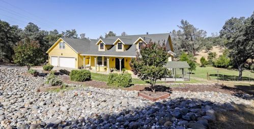 5948 Clair Dr, Browns Valley, CA 95918