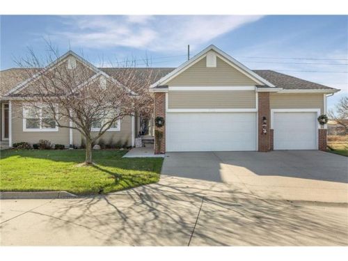 732 Waterview Cir, Waukee IA 50263 exterior