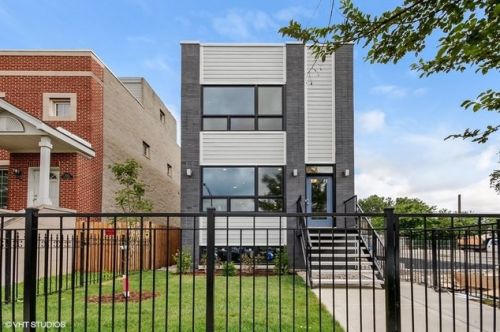 2752 Monroe St, Chicago, IL