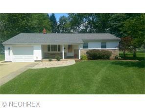 42 Skyline Dr, Canfield, OH 44406