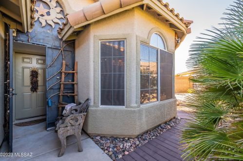 2675 Desert Bluffs Ct, Tucson, AZ