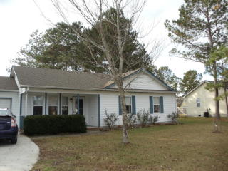 323 Riggs Rd, Hubert, NC