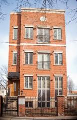 3935 Wells St, Chicago, IL