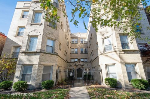 7434 Oakley Ave, Chicago, IL