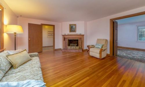34 Forest St, Hingham, MA 02061