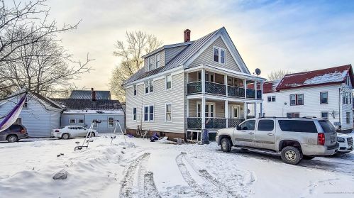 6 Grove St, Waterville, ME 04901