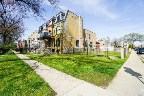 4461 Ellis Ave, Chicago, IL