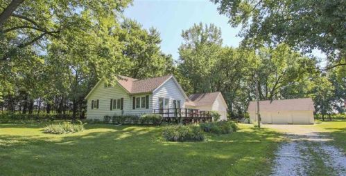 3329 Oxley Rd, Shady Grove, IA